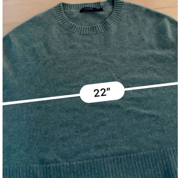 Raffi Cashmere Crewneck Sweter in Olive Green XS - Picture 8 of 9